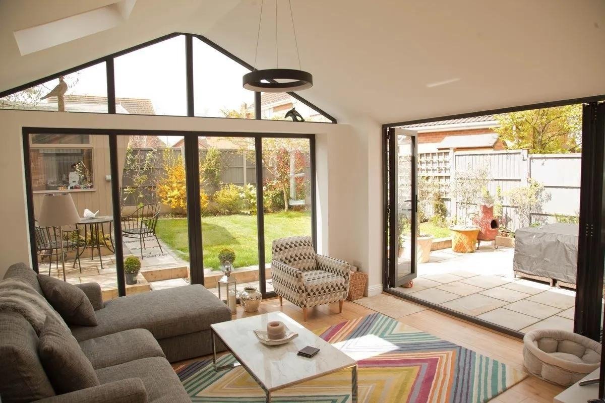 Single Storey Vs Double Storey Extensions: Choosing Your Perfect Home Addition